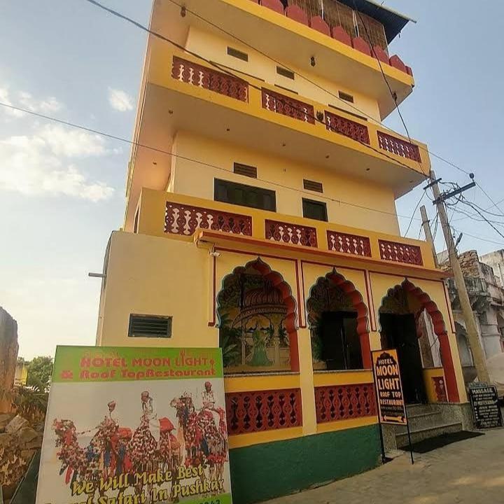 Hotel Moon Light Pushkar Exteriör bild