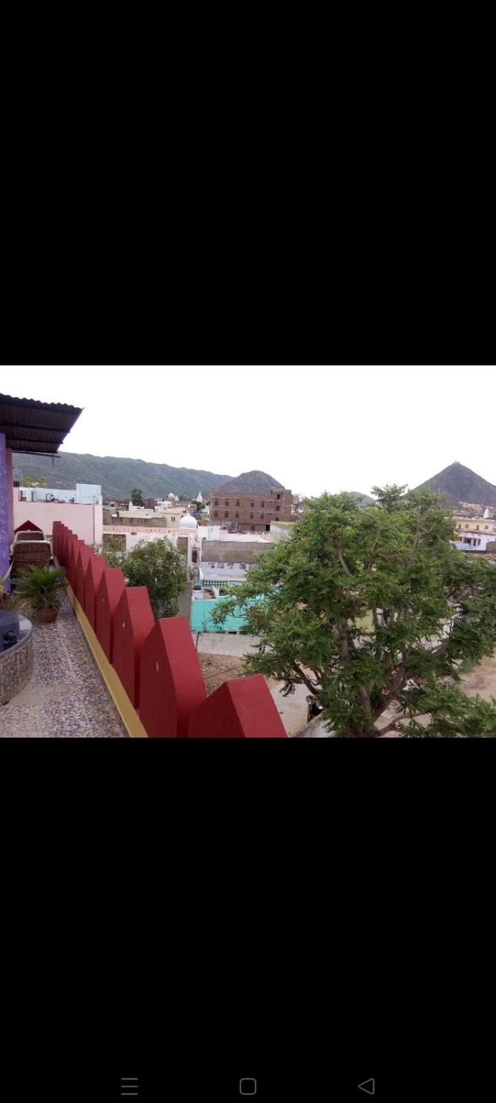 Hotel Moon Light Pushkar Exteriör bild