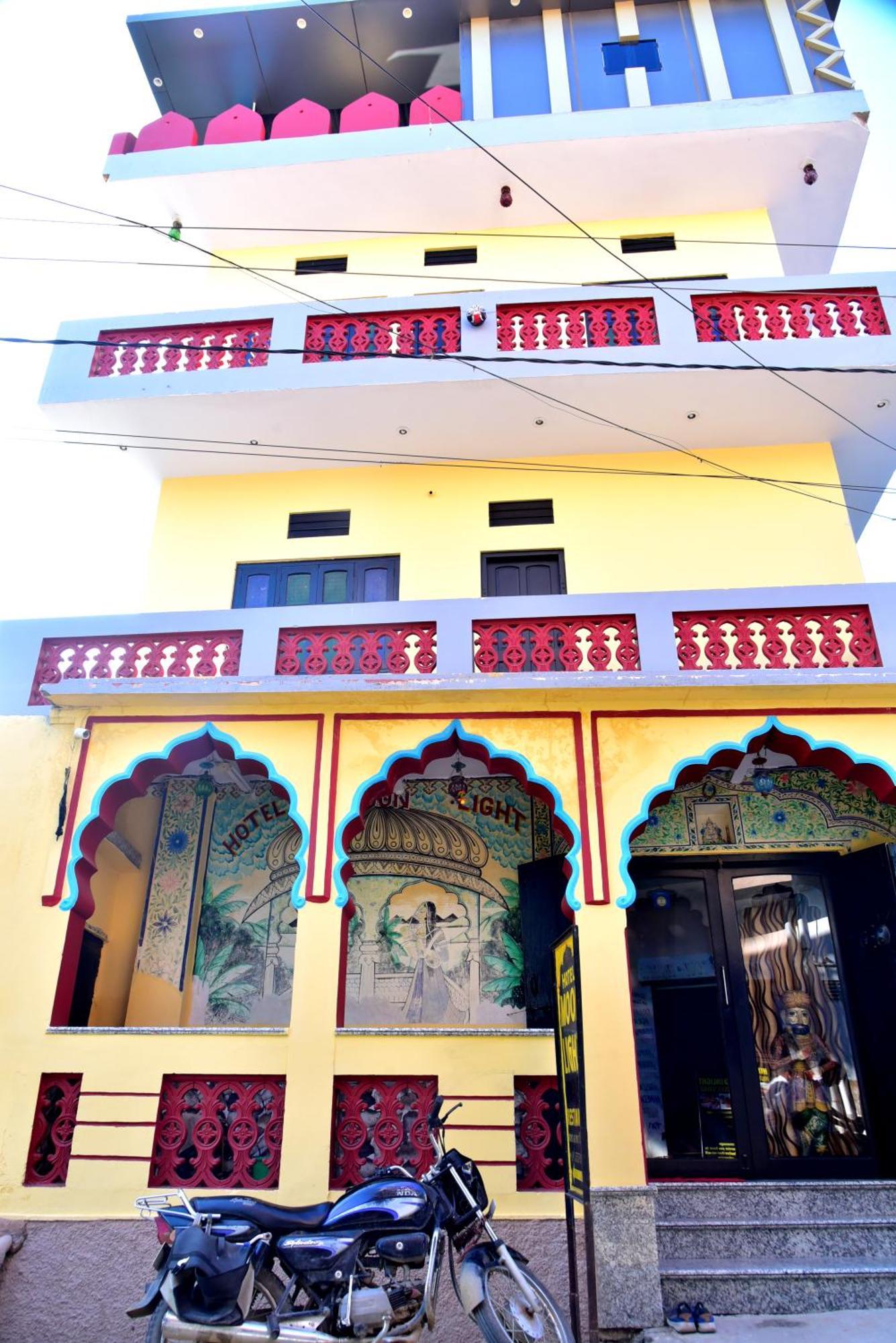 Hotel Moon Light Pushkar Exteriör bild